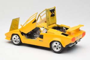 Lamborghini Countach Rumen Bburago 1:18 3037 Kovina – slika 5 od 8