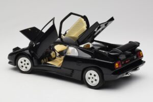 Lamborghini Diablo Črna Mira 1:18 6107 Kovina – slika 5 od 8