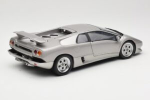 Lamborghini Diablo Srebrn AUTOart 1:18 70071 Kovina – slika 3 od 8
