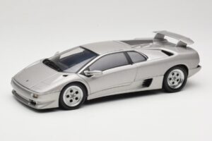 Lamborghini Diablo Srebrn AUTOart 1:18 70071 Kovina