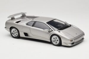 Lamborghini Diablo Srebrn AUTOart 1:18 70071 Kovina – slika 6 od 8