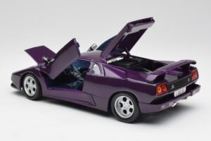 Lamborghini Diablo Jota Vijolična Maisto 1:18 50276 Kovina – slika 5 od 8