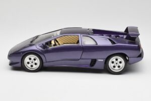 Lamborghini Diablo Vijolična Maisto 1:18 3028 Kovina – slika 4 od 8
