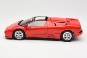 Lamborghini Diablo Roadster Rdeč AUTOart 1:18 70091 Kovina – slika 4 od 8