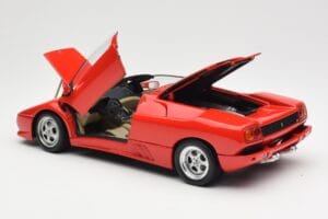 Lamborghini Diablo Roadster Rdeč AUTOart 1:18 70091 Kovina – slika 5 od 8