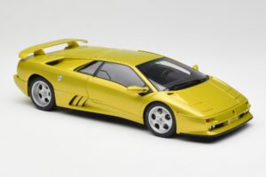 Lamborghini Diablo SE30 Anniversary Edition Rumen Spyder AUTOart 1:18 79157 Kovina – slika 6 od 8