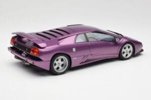 Lamborghini Diablo SE30 Anniversary Edition Metallic Vijolična AUTOart 1:18 79158 Kovina – slika 3 od 8
