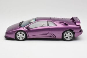 Lamborghini Diablo SE30 Anniversary Edition Metallic Vijolična AUTOart 1:18 79158 Kovina – slika 4 od 8