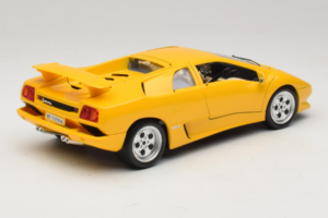 Lamborghini Diablo Rumen Bburago 1:18 3041-M2 Kovina – slika 3 od 8