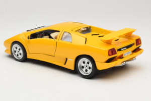 Lamborghini Diablo Rumen Bburago 1:18 3041 Kovina – slika 7 od 8