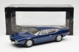 Lamborghini Espada Modra Metallic AUTOart 1:18 74502 Kovina – slika 8 od 8