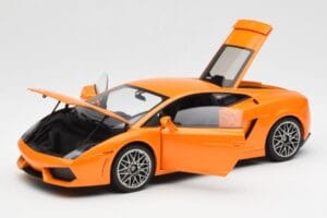 Lamborghini Gallardo LP560-4 Oranžna AUTOart 1:18 74593 Kovina – slika 2 od 8