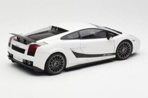 Lamborghini Gallardo Superleggera Monocerus Metallic Bel AUTOart 1:18 74585 Kovina – slika 3 od 8