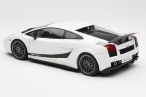 Lamborghini Gallardo Superleggera Monocerus Metallic Bel AUTOart 1:18 74585 Kovina – slika 7 od 8