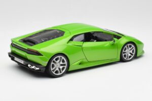 Lamborghini Huracan LP610-4 Zelena Bburago 1:18 18-11038 Kovina – slika 3 od 8