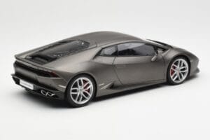 Lamborghini Huracan LP610-4 Siv AUTOart 1:18 74606 Kompozit – slika 3 od 8