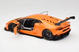 Lamborghini Huracan LP620-2 Super Trofeo Arancio Borealis Pearl Effect Oranžna AUTOart 1:18 81558 Kovina – slika 5 od 8