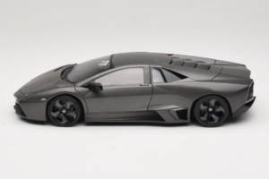 Lamborghini Reventon Matte Grey AUTOart 1:18 74591 Kovina – slika 4 od 8