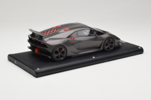 Lamborghini Sesto Elemento Matte Black MR Collection 1:18 LAMB054 Smola – slika 3 od 6