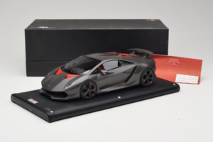 Lamborghini Sesto Elemento Matte Black MR Collection 1:18 LAMB054 Smola – slika 6 od 6