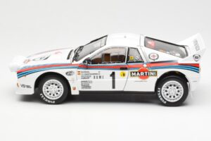 Lancia 037 Martini #1 W. Rohrl / C. Geistdorfer Winner Rally Monte Carlo 1983 Nočna Različica Kyosho 1:18 08306A Kovina – slika 4 od 8
