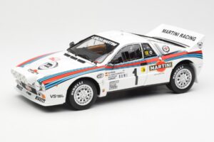 Lancia 037 Martini #1 W. Rohrl / C. Geistdorfer Winner Rally Monte Carlo 1983 Nočna Različica Kyosho 1:18 08306A Kovina