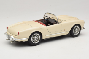 Lancia Aurelia B24 Spider Bež Bburago 1:18 3010-M2 Kovina – slika 3 od 8