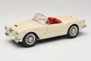 Lancia Aurelia B24 Spider Bež Bburago 1:18 3010-M2 Kovina