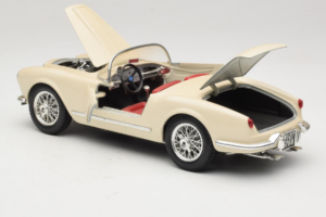 Lancia Aurelia B24 Spider Bež Bburago 1:18 3010-M2 Kovina – slika 5 od 8