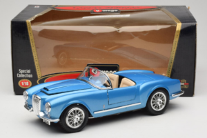 Lancia Aurelia B24 Spider Modra Bburago 1:18 3010-M1 Kovina – slika 8 od 8