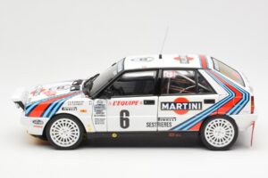 Lancia Delta HF 4WD #6 M. Biasion / T. Siviero Martini Rally Monte Carlo 1987 Kyosho 1:18 08960A Kovina – slika 4 od 8
