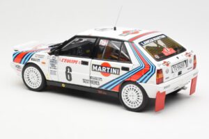 Lancia Delta HF 4WD #6 M. Biasion / T. Siviero Martini Rally Monte Carlo 1987 Kyosho 1:18 08960A Kovina – slika 7 od 8