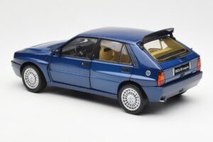 Lancia Delta HF Integrale Evo II Modra Kyosho 1:18 08341BL Kovina – slika 7 od 8