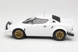 Lancia Stratos HF Stradale Bel Minichamps 1:18 155741700 Kovina – slika 3 od 6