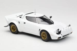 Lancia Stratos HF Stradale Bel Minichamps 1:18 155741700 Kovina – slika 4 od 6