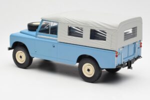 Land Rover Series II 109 Pick Up Closed Moder MCG 1:18 MCG18094 Kovina – slika 5 od 6
