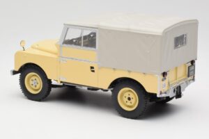Land Rover 88 Series 1 Hard Top Svetlo Bež MCG 1:18 MCG18368 Kovina – slika 4 od 6