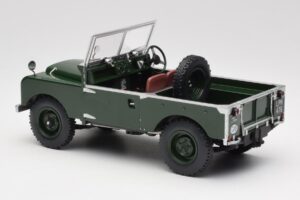 Land Rover 88 Series 1 Open Top Temno Zelen MCG 1:18 MCG18367 Kovina – slika 4 od 6