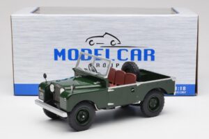 Land Rover 88 Series 1 Open Top Temno Zelen MCG 1:18 MCG18367 Kovina – slika 6 od 6
