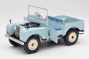 Land Rover 88 Series I RAF Blue Minichamps 1:18 150168908 Kovina – slika 2 od 8