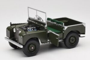 Land Rover 88 Series I Matt Green Minichamps 1:18 150168909 Kovina – slika 2 od 8