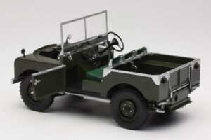 Land Rover 88 Series I Matt Green Minichamps 1:18 150168909 Kovina – slika 5 od 8