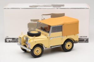 Land Rover 88 Series I RAF Beige Minichamps 1:18 150168911 Kovina – slika 8 od 8