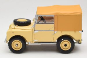 Land Rover 88 Series I RAF Beige Minichamps 1:18 150168911 Kovina – slika 4 od 8