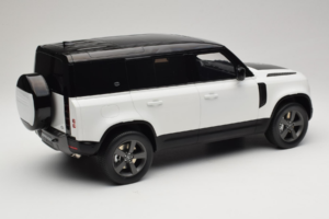 Land Rover Defender 110 L663 GT Spirit 1:12 GT554 Smola – slika 2 od 6