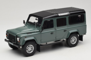 Land Rover Defender Station Wagon Keswick Green GT Spirit 1:18 GT527 Smola