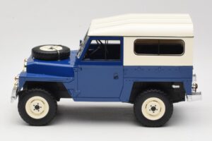 Land Rover Lightweight Series III Temno Modra BoS Models 1:18 BOS382 Smola – slika 3 od 6