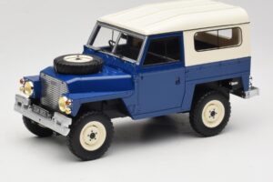 Land Rover Lightweight Series III Temno Modra BoS Models 1:18 BOS382 Smola