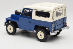 Land Rover Lightweight Series III Temno Modra BoS Models 1:18 BOS382 Smola – slika 5 od 6