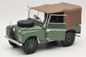 Land Rover Series 1 88 Zelena Minichamps 1:18 150168912 Kovina – slika 2 od 8